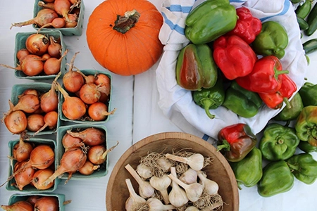 farmers market food table